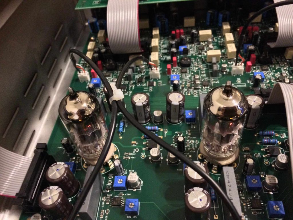 Universal Audio 4-710d test hardware pre outboard analog audiofader