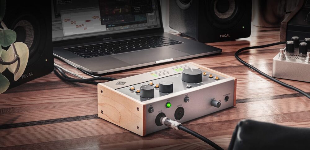 Universal Audio Volt 476 interfaccia audio recording home studio chitarra test review recensione andrea scansani midiware audiofader