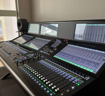 Solid State Logic System T TV Danimarca console SSL System T S300 S500 OB truck broadcasting news audiofader.com