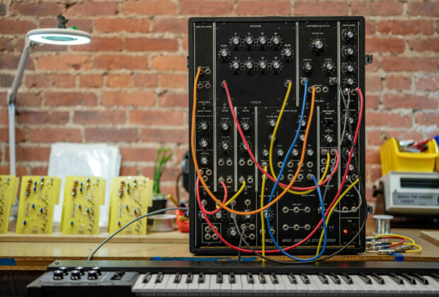 moog model 10 back in stock robert moog 1971 vintage modular synth news midiware audiofader,com