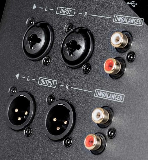 ik multimedia isub review recensione opinion luca pilla subwoofer home theatre audiofader