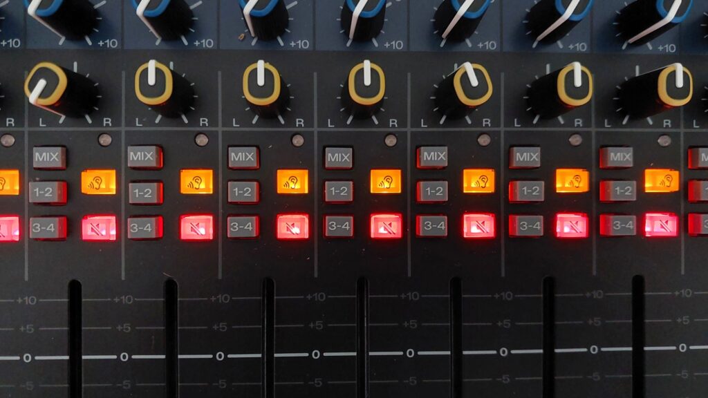 soundcraft signature plus mixer analogico review recensione test opinion luca pilla audiofader